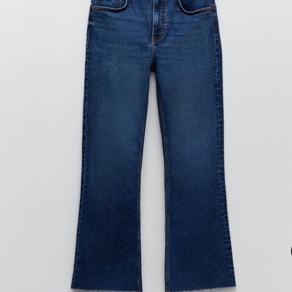 ZARA dark wash ankle flare jeans - Picture 4 of 6